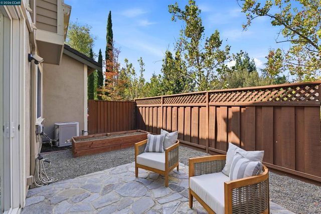 419 Sutton Cir, Danville, CA 94506