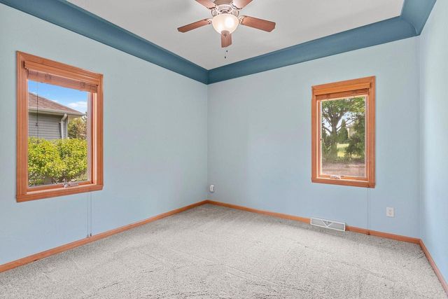 2307 SOUTHERLAND CIRCLE, Kaukauna, WI 54130