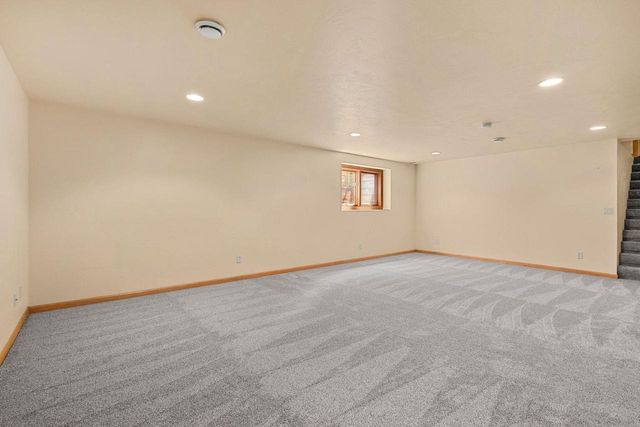 2307 SOUTHERLAND CIRCLE, Kaukauna, WI 54130