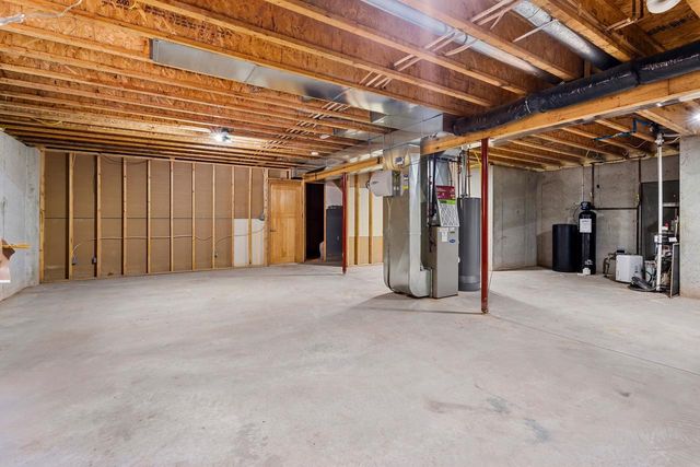 2307 SOUTHERLAND CIRCLE, Kaukauna, WI 54130