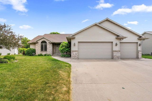 2307 SOUTHERLAND CIRCLE, Kaukauna, WI 54130