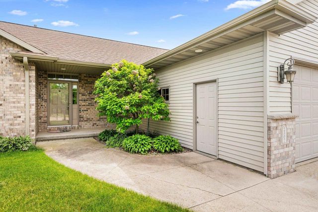 2307 SOUTHERLAND CIRCLE, Kaukauna, WI 54130