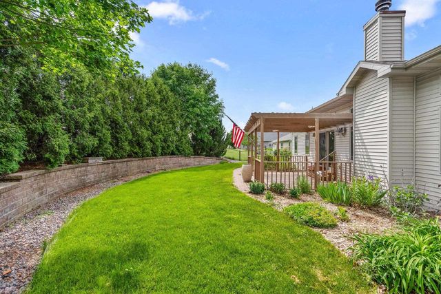 2307 SOUTHERLAND CIRCLE, Kaukauna, WI 54130