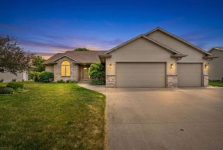2307 SOUTHERLAND CIRCLE, Kaukauna, WI 54130
