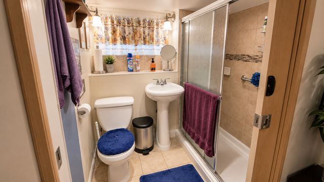 8641 S Calumet Avenue, Chicago, IL 60619