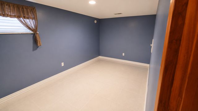 8641 S Calumet Avenue, Chicago, IL 60619