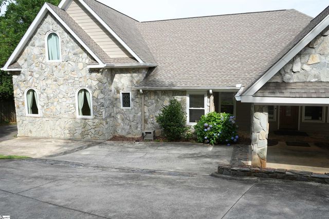 10 Scout Road, Greenville, SC 29611