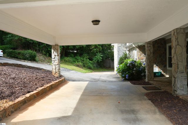 10 Scout Road, Greenville, SC 29611