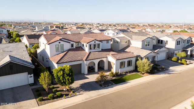 17210 W GRACEMONT Street, Surprise, AZ 85388