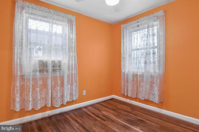 121 ANACOSTIA AVE NE, Washington, DC 20019