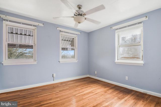 121 ANACOSTIA AVE NE, Washington, DC 20019