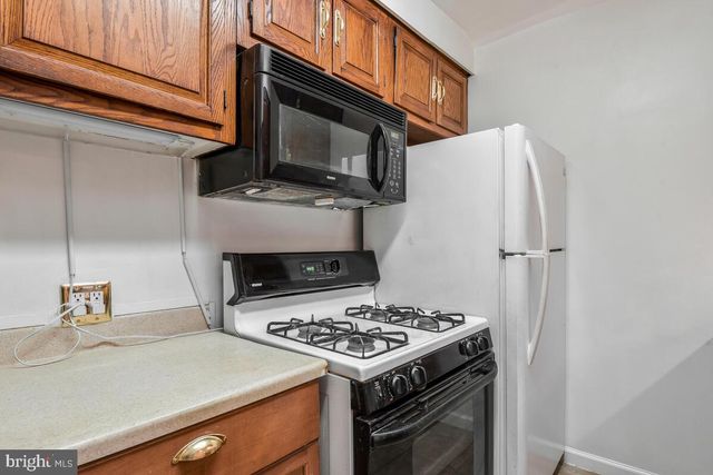 121 ANACOSTIA AVE NE, Washington, DC 20019