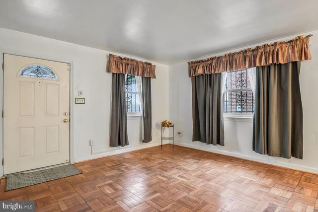 121 ANACOSTIA AVE NE, Washington, DC 20019