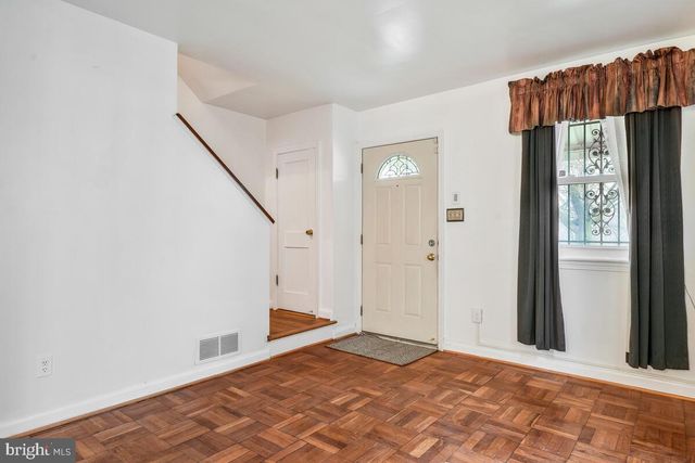 121 ANACOSTIA AVE NE, Washington, DC 20019