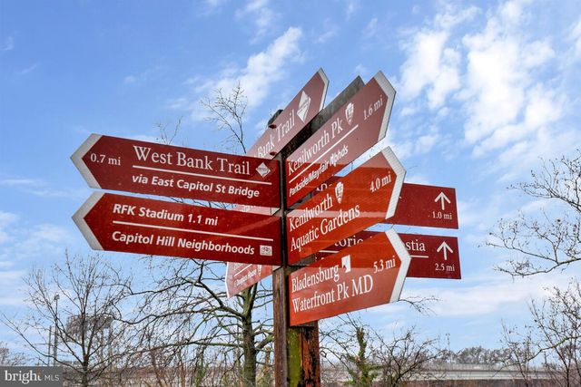 121 ANACOSTIA AVE NE, Washington, DC 20019