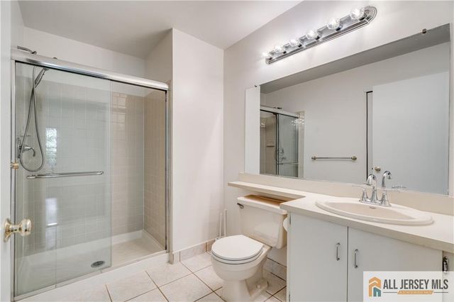 35 Brighton Way, North Brunswick, NJ 08902