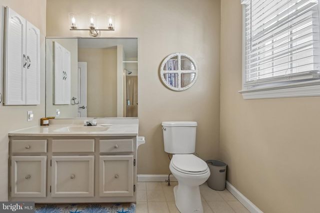 301 W 18TH ST, Ship Bottom, NJ 08008
