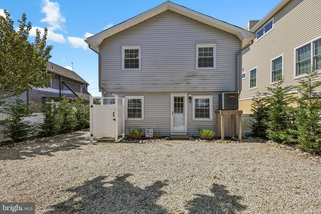301 W 18TH ST, Ship Bottom, NJ 08008