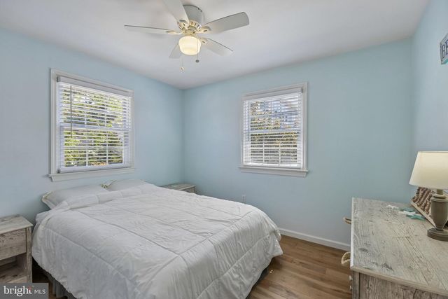 301 W 18TH ST, Ship Bottom, NJ 08008