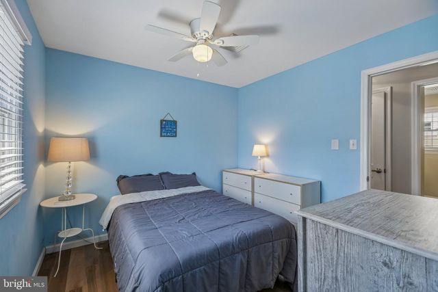 301 W 18TH ST, Ship Bottom, NJ 08008