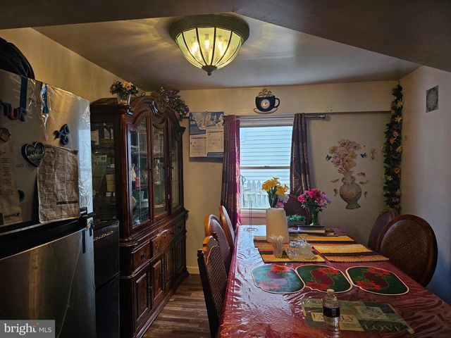 530 N HARRISBURG AVENUE, Atlantic City, NJ 08401