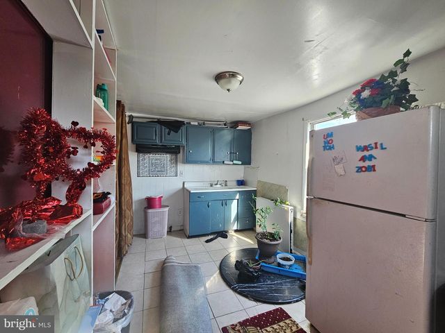 530 N HARRISBURG AVENUE, Atlantic City, NJ 08401