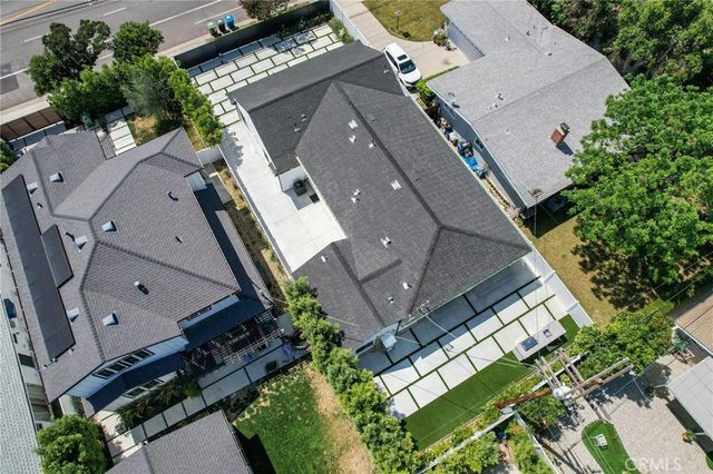 5412 Fallbrook Avenue, Woodland Hills, CA 91367