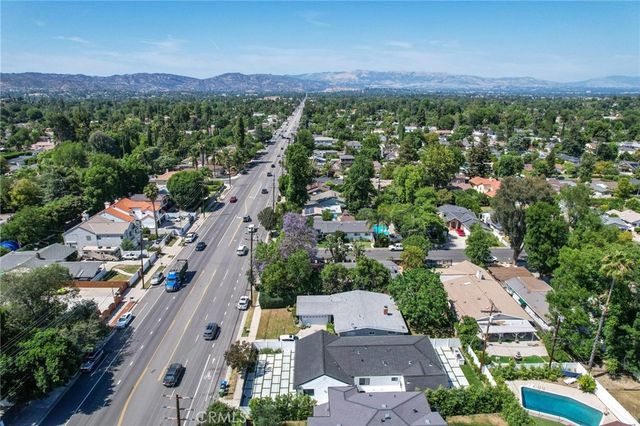 5412 Fallbrook Avenue, Woodland Hills, CA 91367