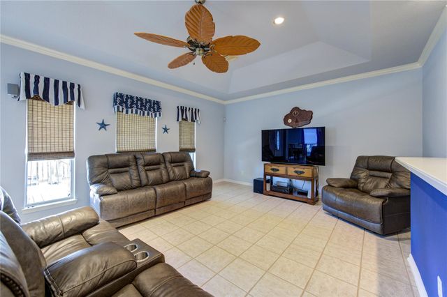 13719 Mutiny Lane, Galveston, TX 77554