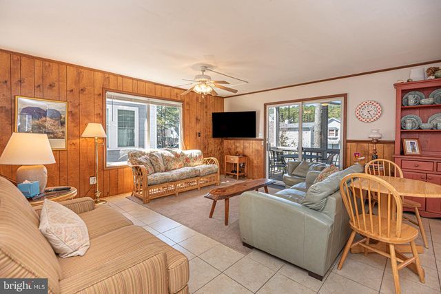 209 W 11TH ST, South Bethany, DE 19930