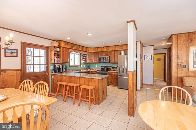 209 W 11TH ST, South Bethany, DE 19930