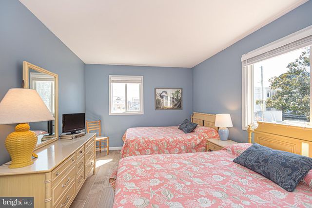 209 W 11TH ST, South Bethany, DE 19930