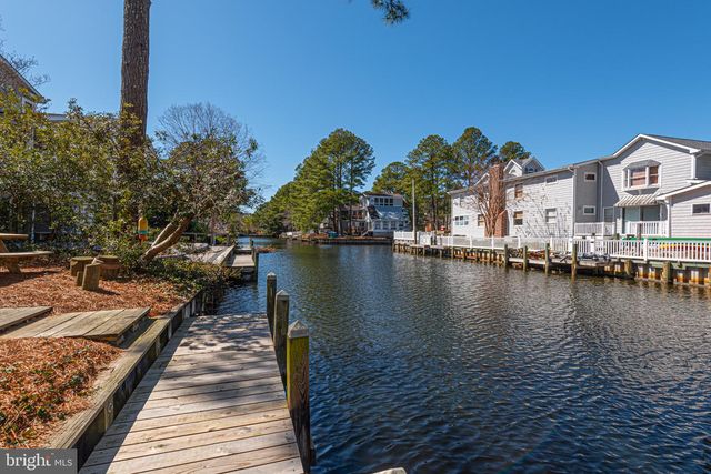 209 W 11TH ST, South Bethany, DE 19930