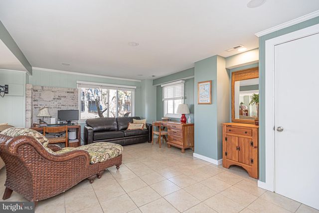 209 W 11TH ST, South Bethany, DE 19930