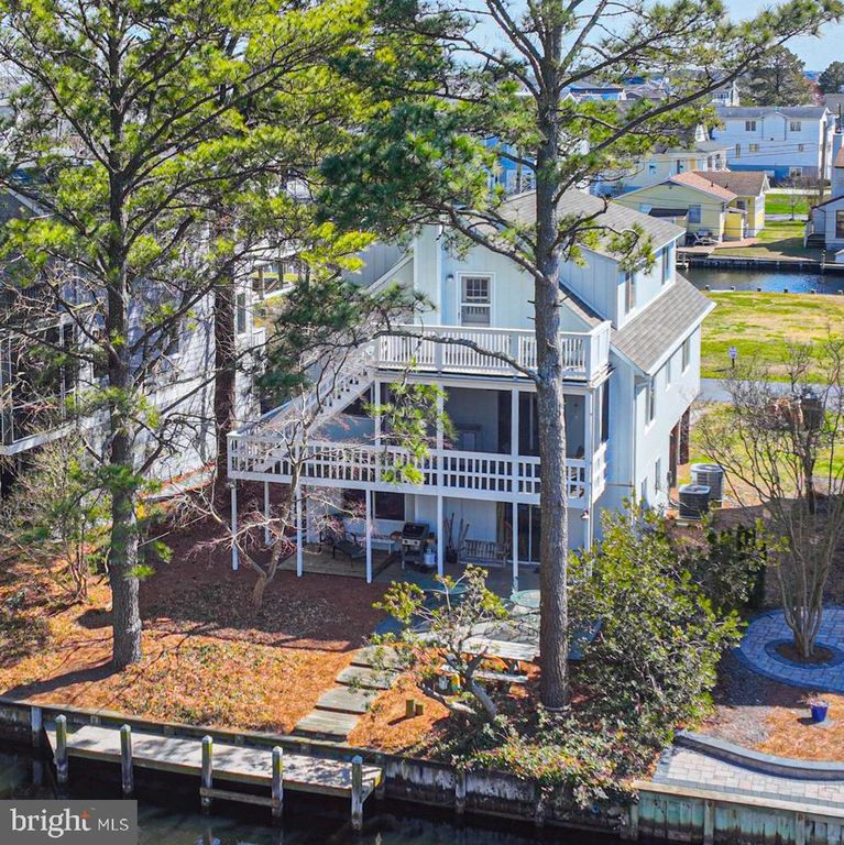 209 W 11TH ST, South Bethany, DE 19930