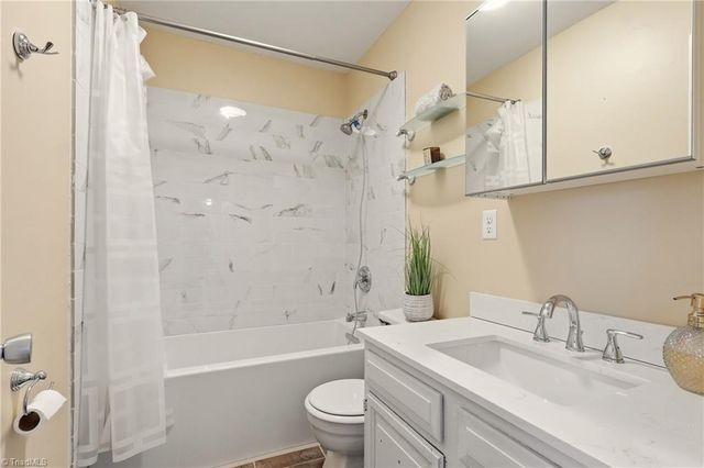 2312 Albright Drive, Greensboro, NC 27408