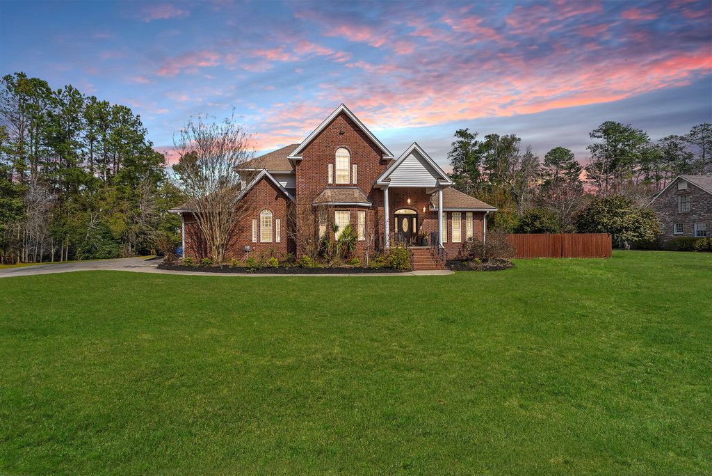 121 Wintergreen Road, Walterboro, SC 29488