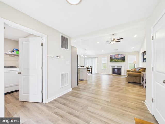130 CONSTELLATION RD, Inwood, WV 25428