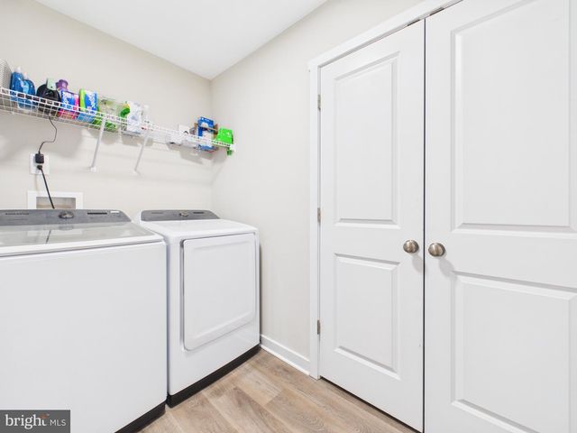 130 CONSTELLATION RD, Inwood, WV 25428