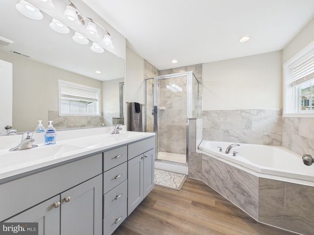 130 CONSTELLATION RD, Inwood, WV 25428