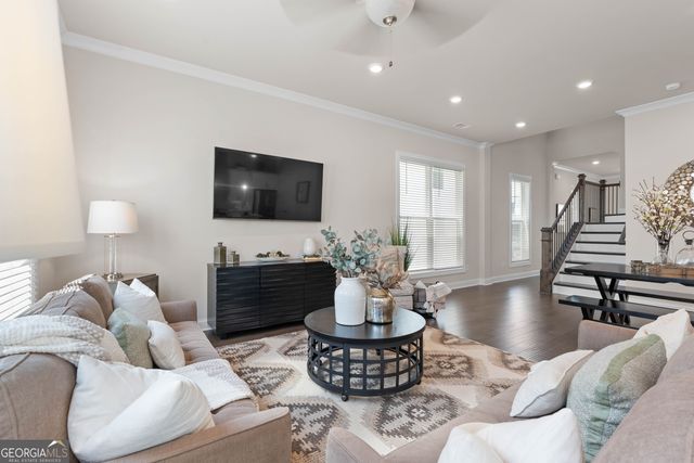 135 Herring Drive, Hoschton, GA 30548