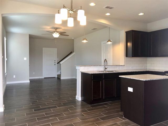 1003 W Sierra Vista Court 2, Midlothian, TX 76065