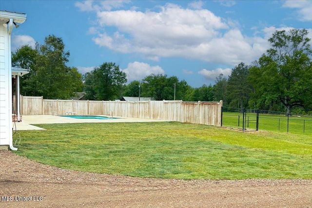 1254 Wade Patrick Road, Brandon, MS 39042