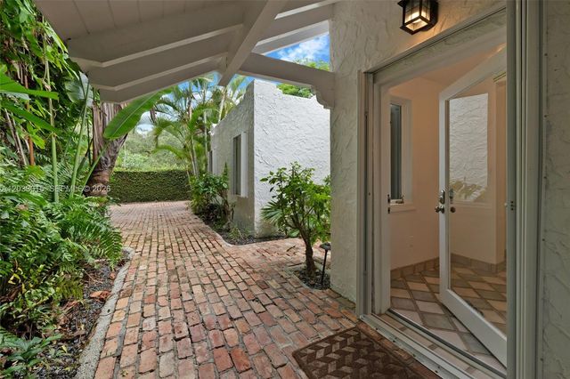 3797 El Prado Boulevard, Miami, FL 33133