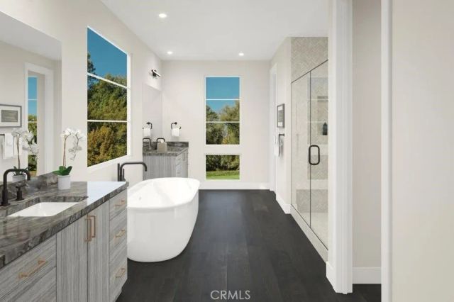 2049 E Pearl Street, Encinitas, CA 92024