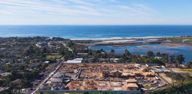 2049 E Pearl Street, Encinitas, CA 92024