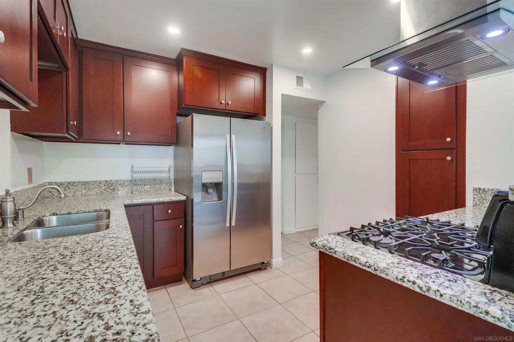 1278 E Madison Ave C, El Cajon, CA 92021