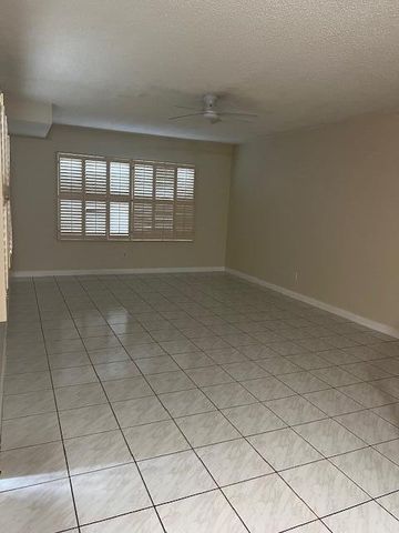 4701 Roxbury Court, Boynton Beach, FL 33436