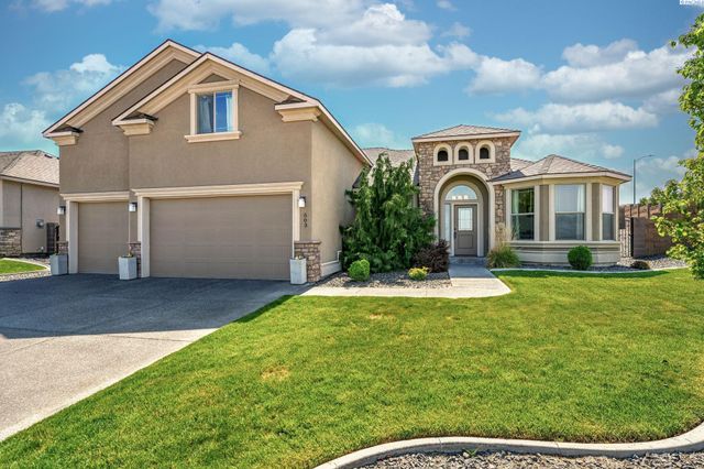 503 Athens Dr, West Richland, WA 99353