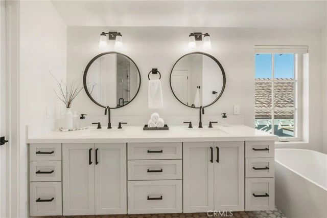 1373 N Coast Highway, Laguna Beach, CA 92651